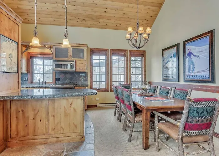 High End Alta Townhouse With Hot Tub